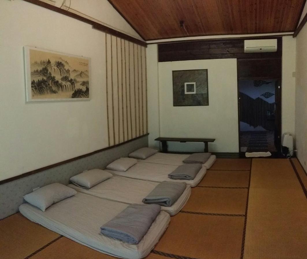 Bright Moon Homestay Dongshi  المظهر الخارجي الصورة