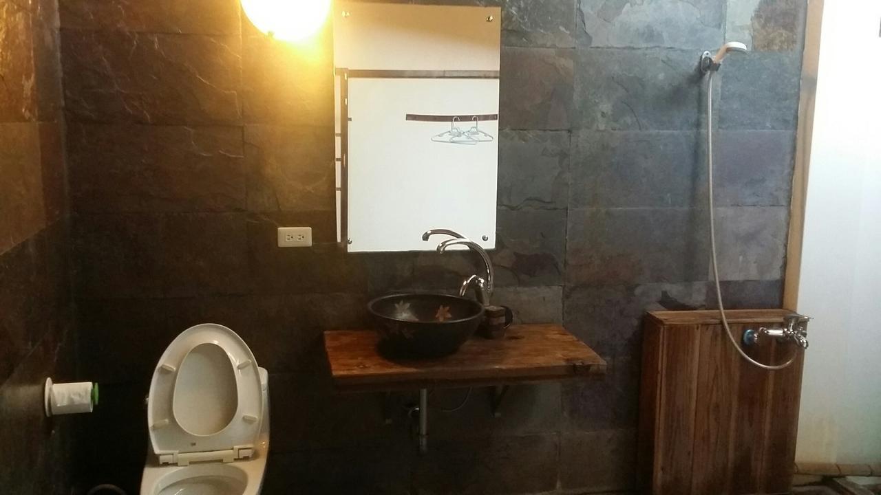 Bright Moon Homestay Dongshi  المظهر الخارجي الصورة